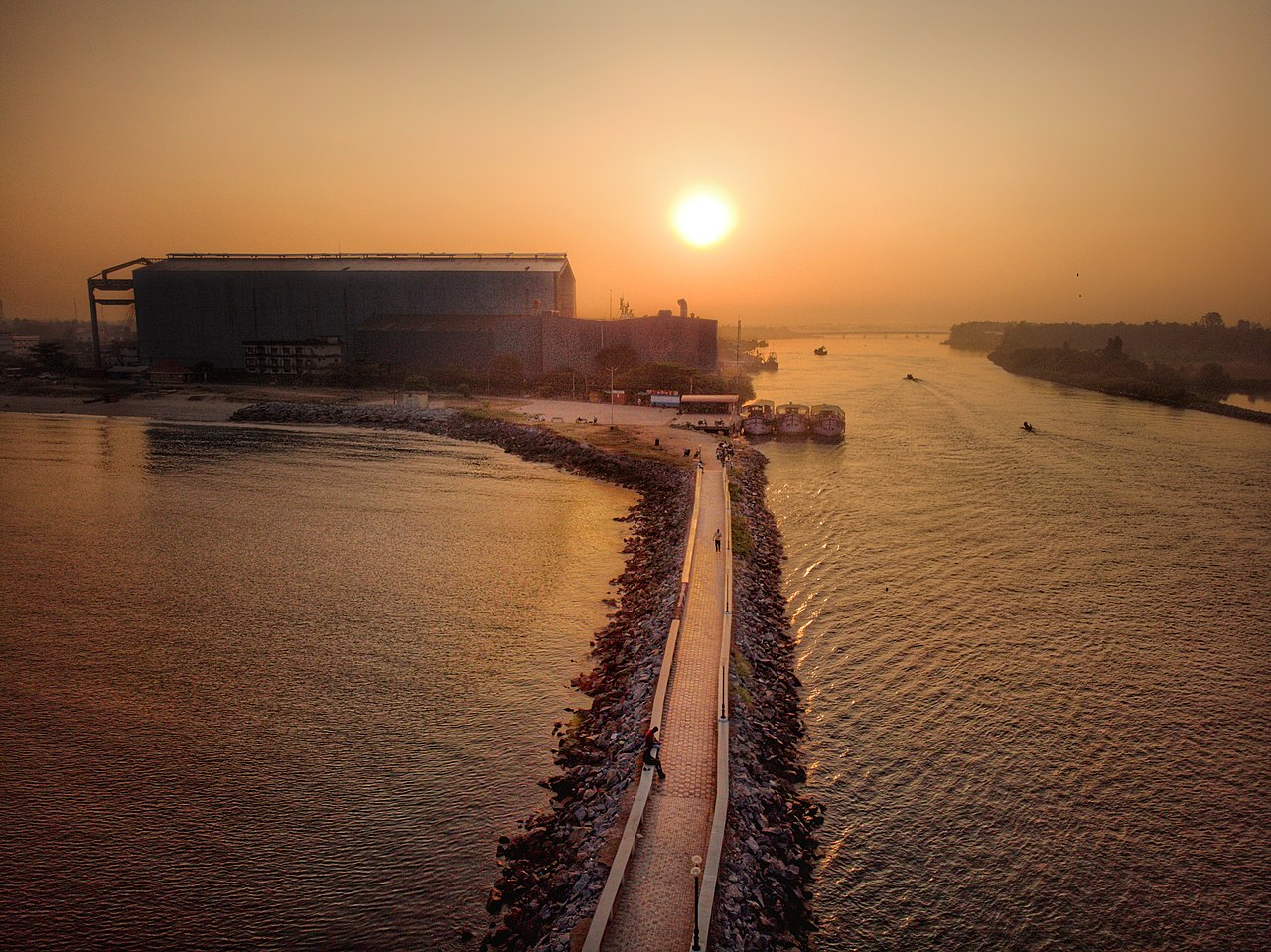 Image Alternative text